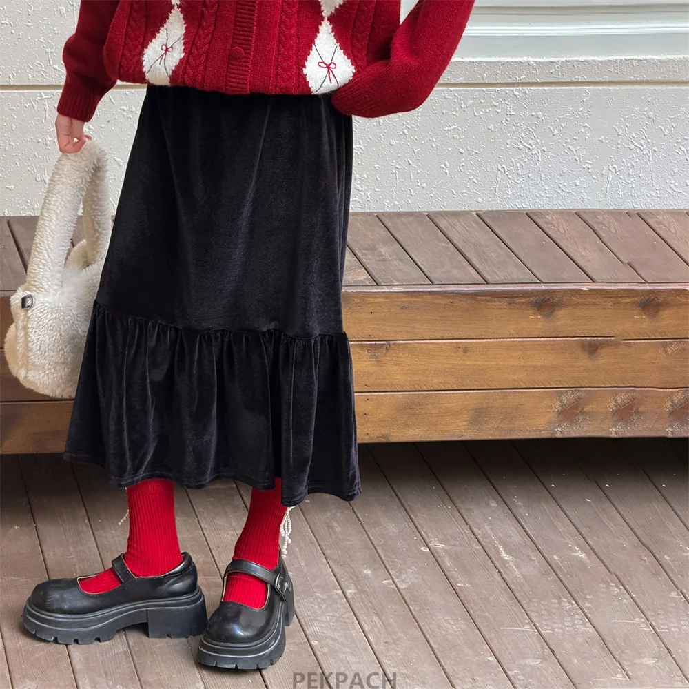 Elegant Children Stylish Fishtail Long Black Velvet Skirt for Teen Girls Fashion Street Bottoms Kids Spring Autumn Trumpet Skirt