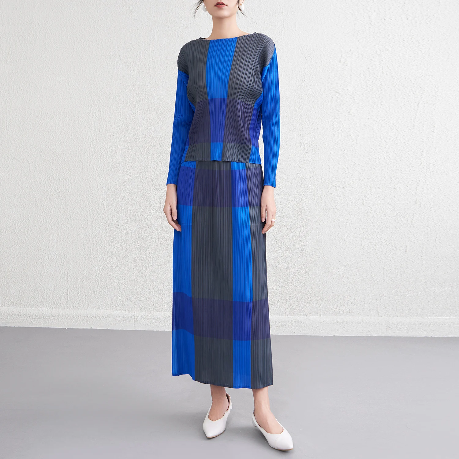 2025 New Miyake Pleated Series Women's Long-Sleeve Shirt And Straight Pleated Skirt Two-Piece Set