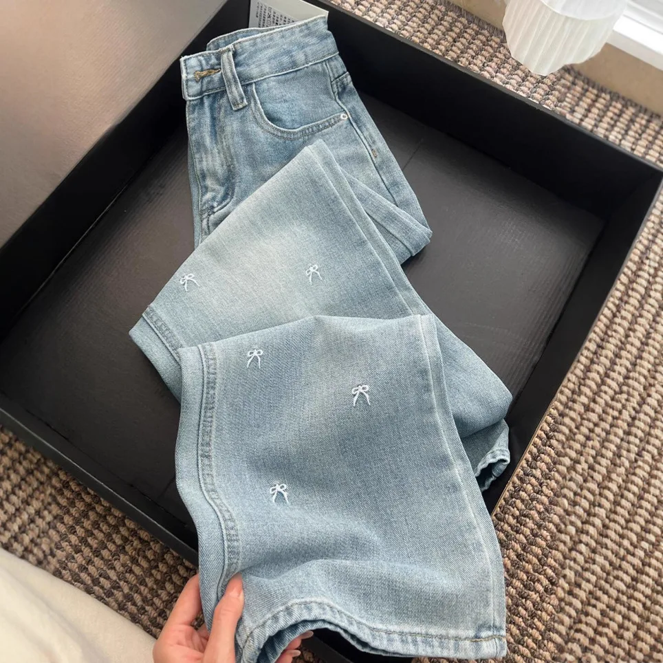 Women's Light Blue Wide-Leg Jeans, Casual High-Waisted Denim Pants with Delicate Bow Embroidery, Loose-Fit Everyday Trousers