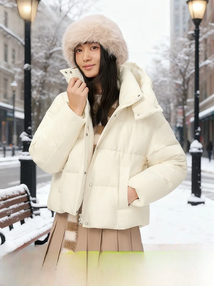 

Bosideng New Women's Casual Thickened Bread Style down Jacket Removable Cap Warm City Leisure Short Coat Polyester Fiber