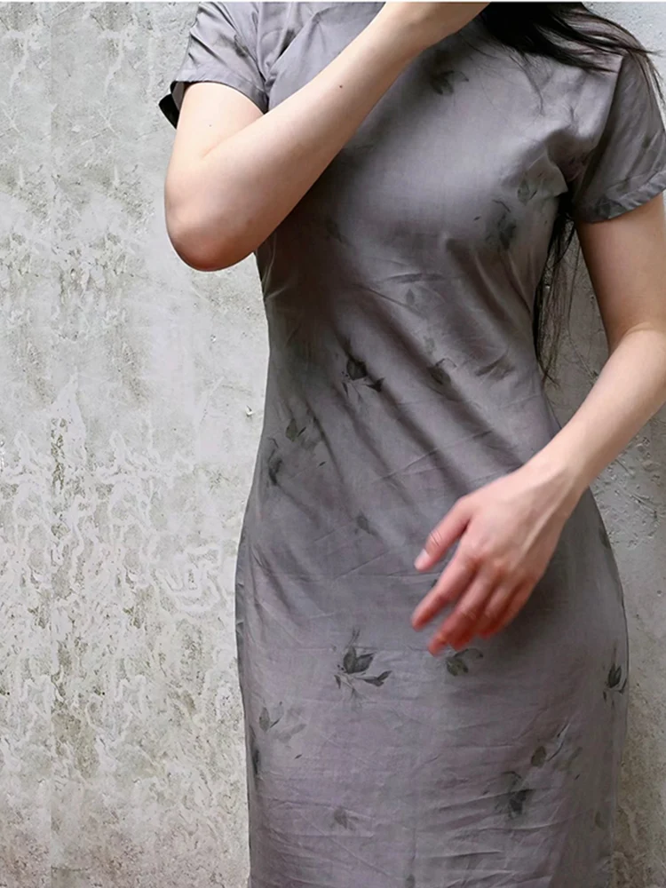 

Простая элегантность: платье с открытым воротником в китайском стиле, длинное, с круглым вырезом, коротким рукавом, для повседневной носки, из льняной смеси.