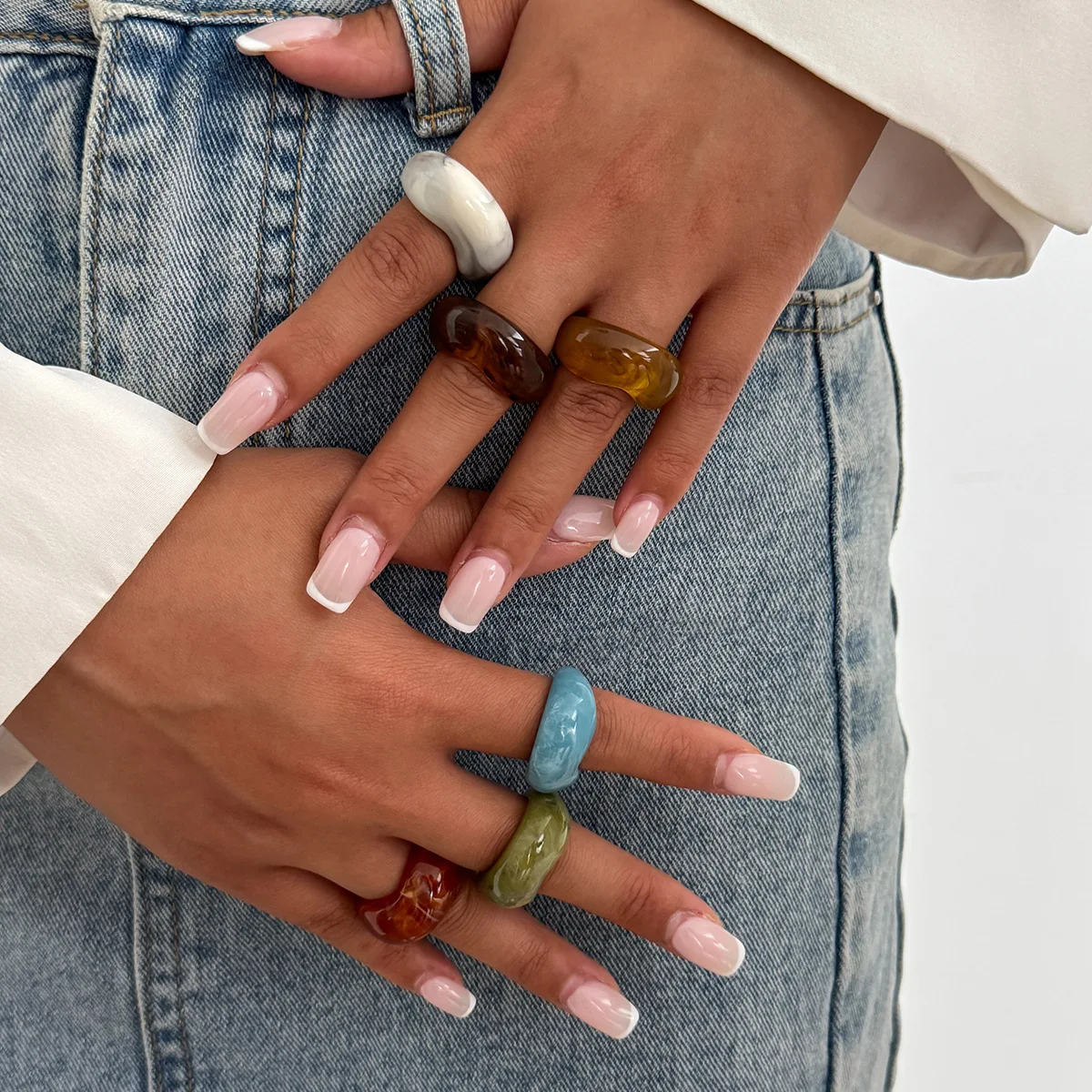 Ins Maillard Style خاتم راتينج دائري صغير على شكل حرف V، خاتم هالة عصري للتنقل، هدية عيد ميلاد عتيقة للحفلات #4