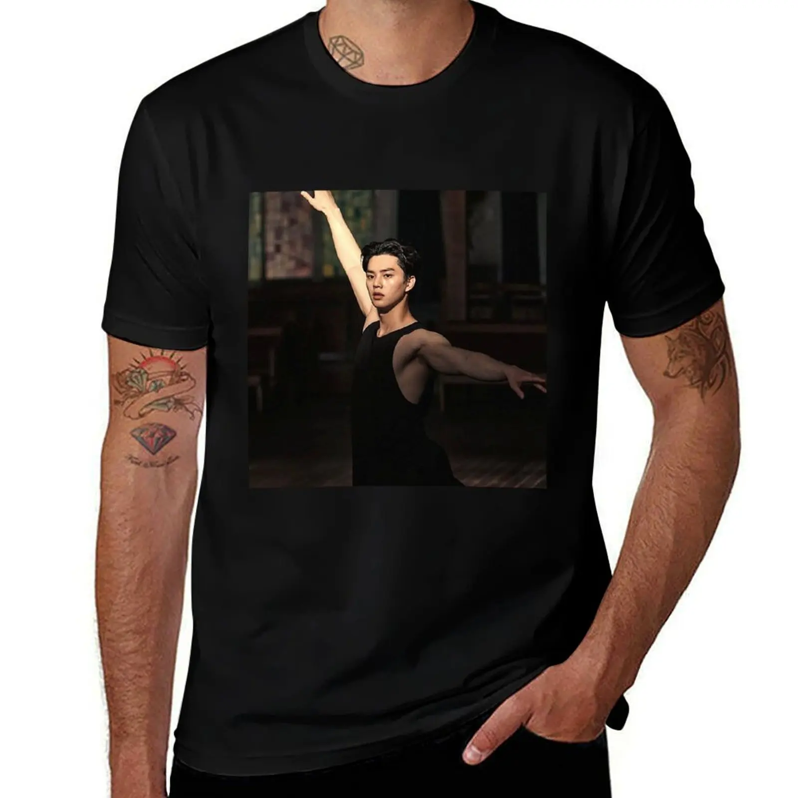

song kang as a ballerina in navillera T-Shirt T-shirts man animal prinfor boys custom t-shirts mens t shirts casual stylish