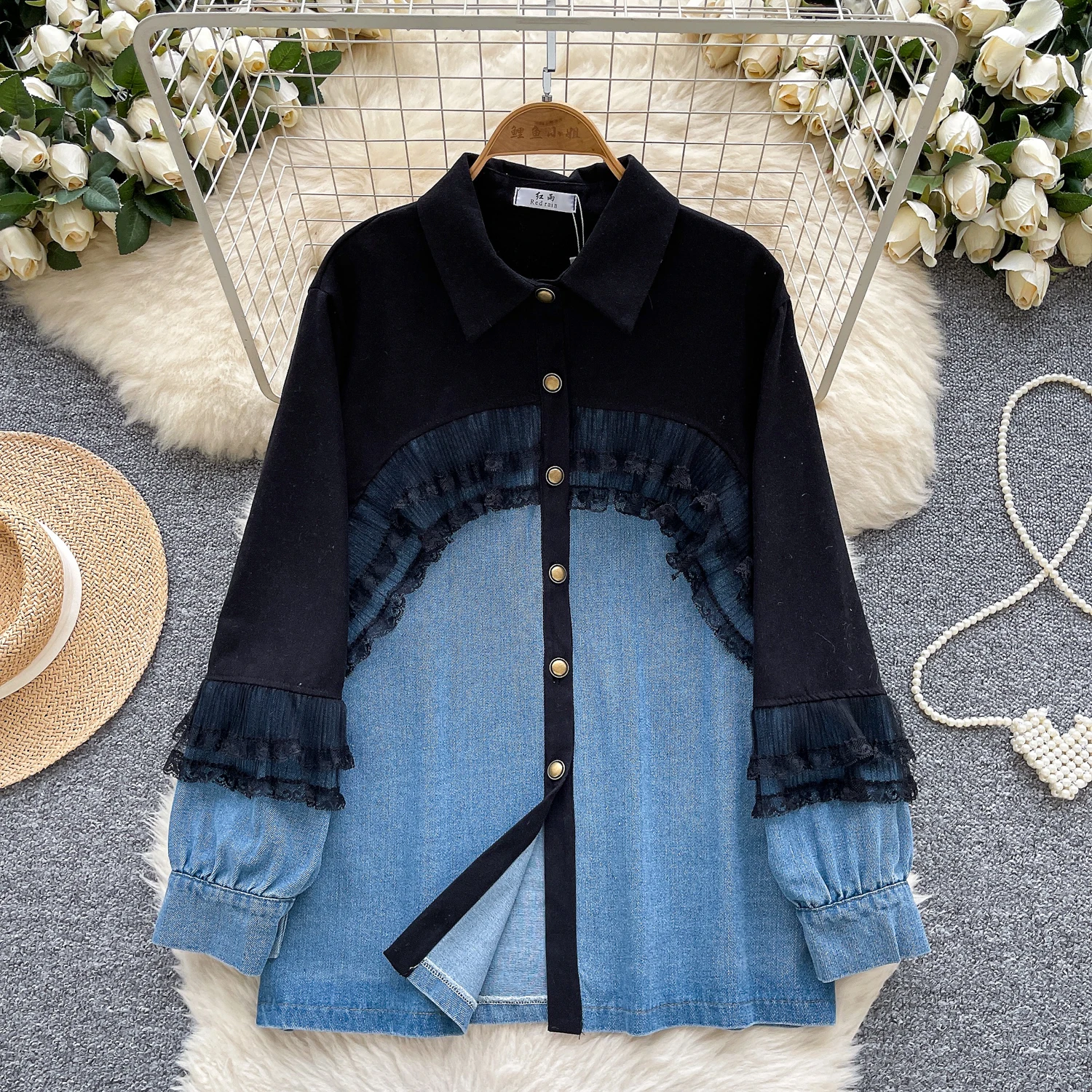 

Fashion Design Lace Splicing Long Sleeve Denim Shirt Autumn Elegant Women Loose Versatile Single-breasted Cowboy Coat Mid-length