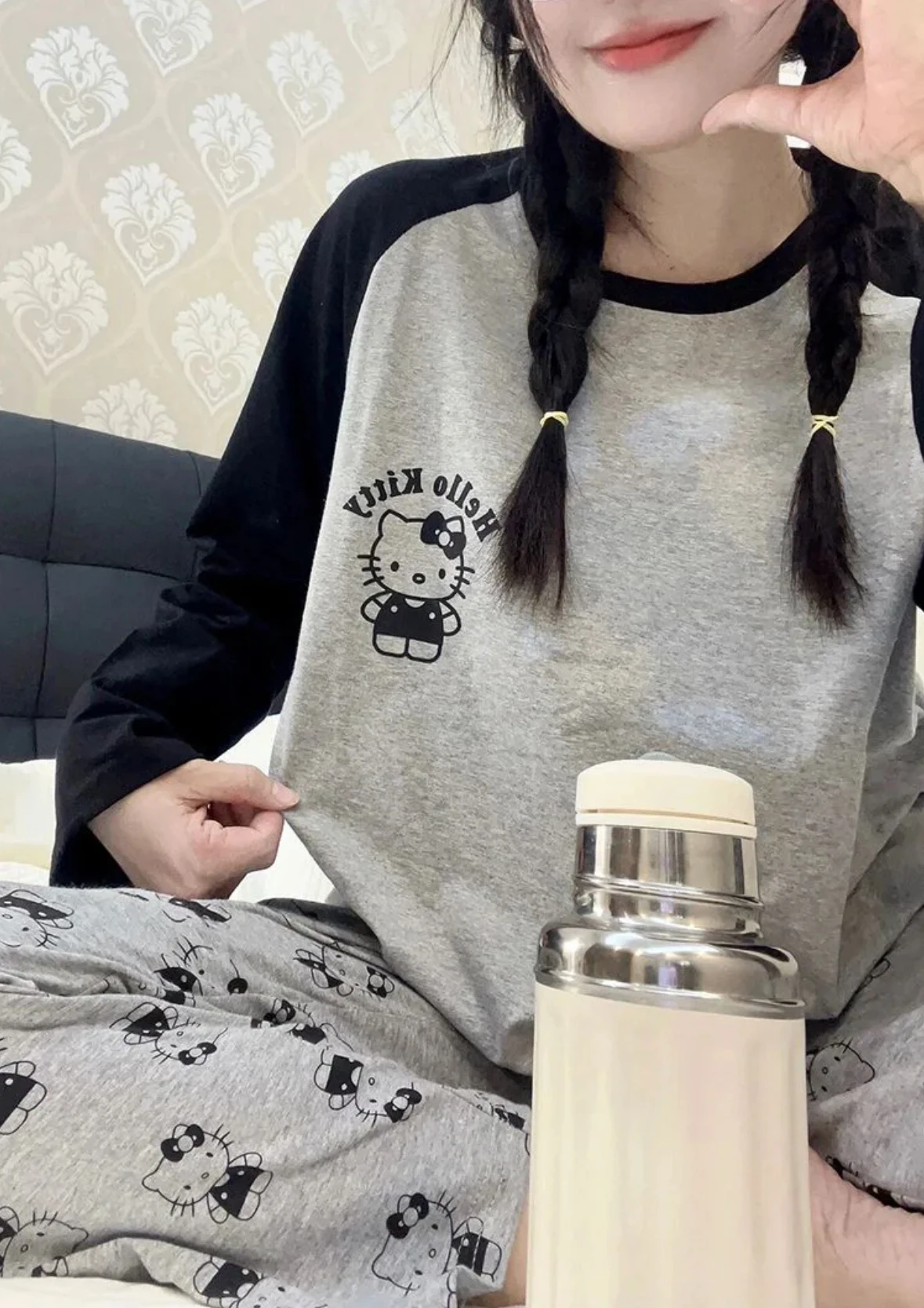 New Casual Hello Kittys Spring Autumn Long Sleeved Pajamas Set Black Gray Color Long Pajamas Suit Winter Warm Homewear Pajamas