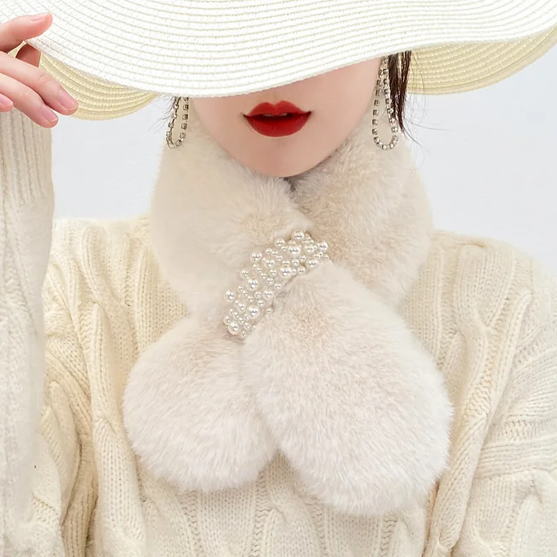 Winter Warm Schal Winddicht Frauen Elegante Verdicken Plüsch Schal Thermische Berathable Hals Abdeckung Perle Kreuz Schal Halstuch
