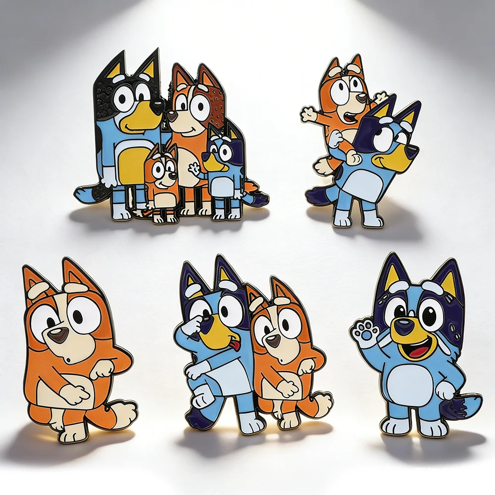 Conjunto de 5 Pins de Esmalte de Desenho Animado de Cachorrinho Travesso da Família Bingo, Broches de Animais Fofos, Emblemas de Metal para Lapela, para Mochilas e Roupas