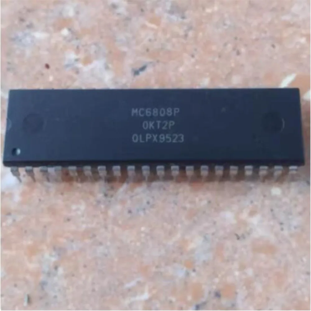 MC6808P    MC6808    DIP40    (Product quantity: 5 pieces)