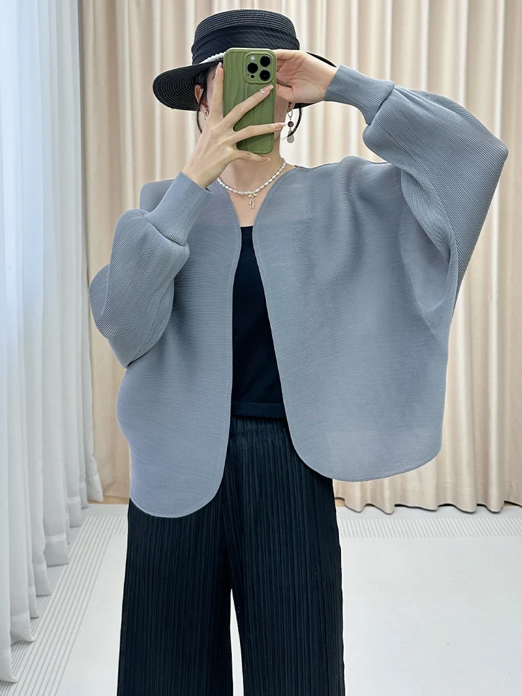 

Elegant Simple Pure Color Women's Open Cardigan Autumn New Arrival Silk Polyester Fiber Crease Design Fashion Outerwear