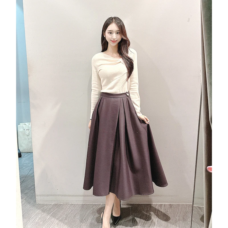 

Elegant Hepburn Style High Waist Pleated Pearl Decorated A-Line Midi Umbrella Skirt 2 Colors Lady's Daily Wear