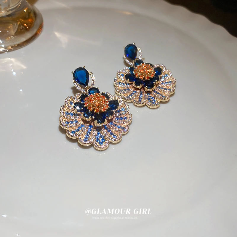Zircon flower stud earrings high-end exaggerated earrings high-end temperament socialite retro earrings summer