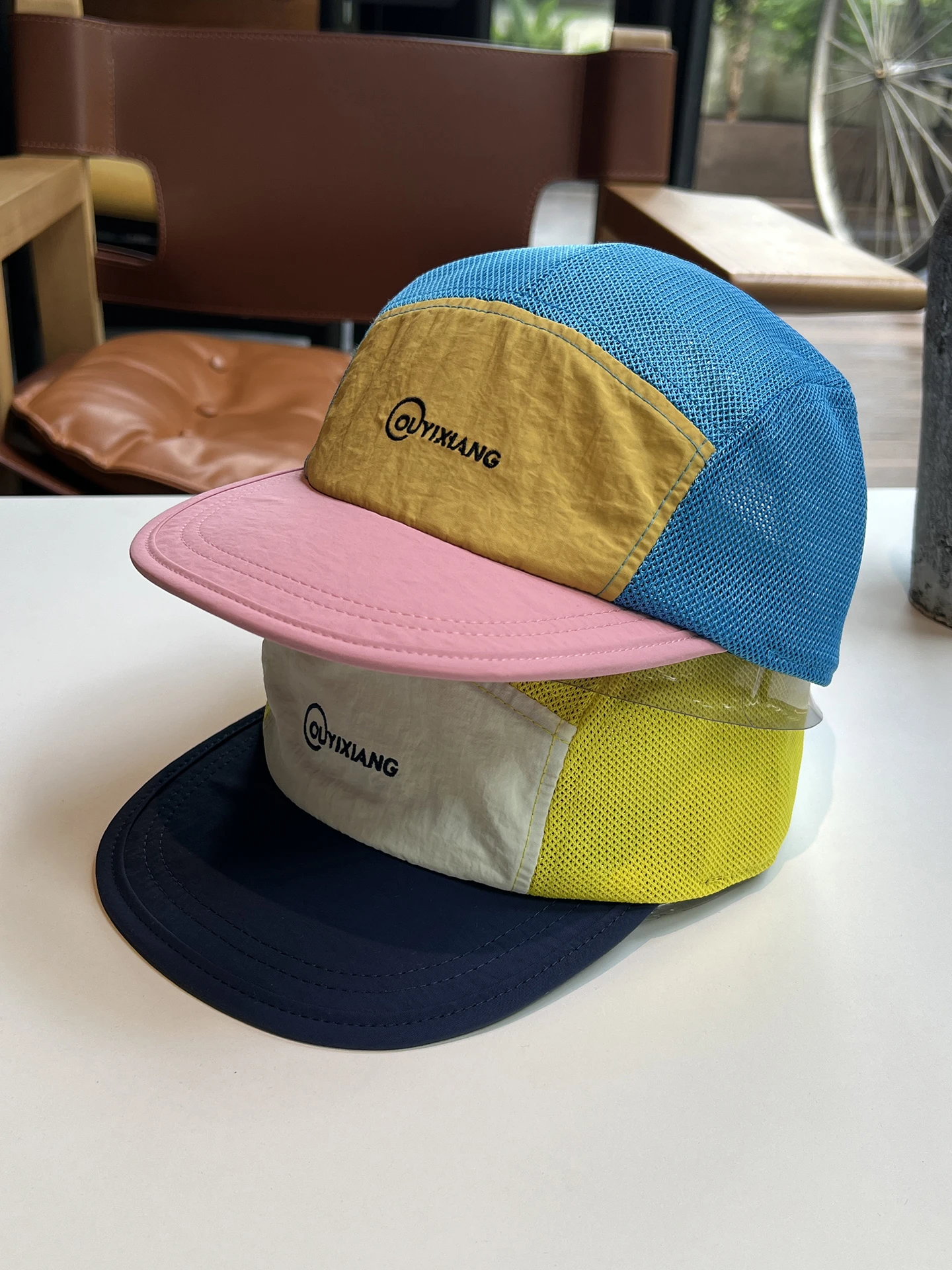 

Outdoor short brim breathable mesh cap men's and women's sun protection hat sun hat quick drying color matching baseball cap