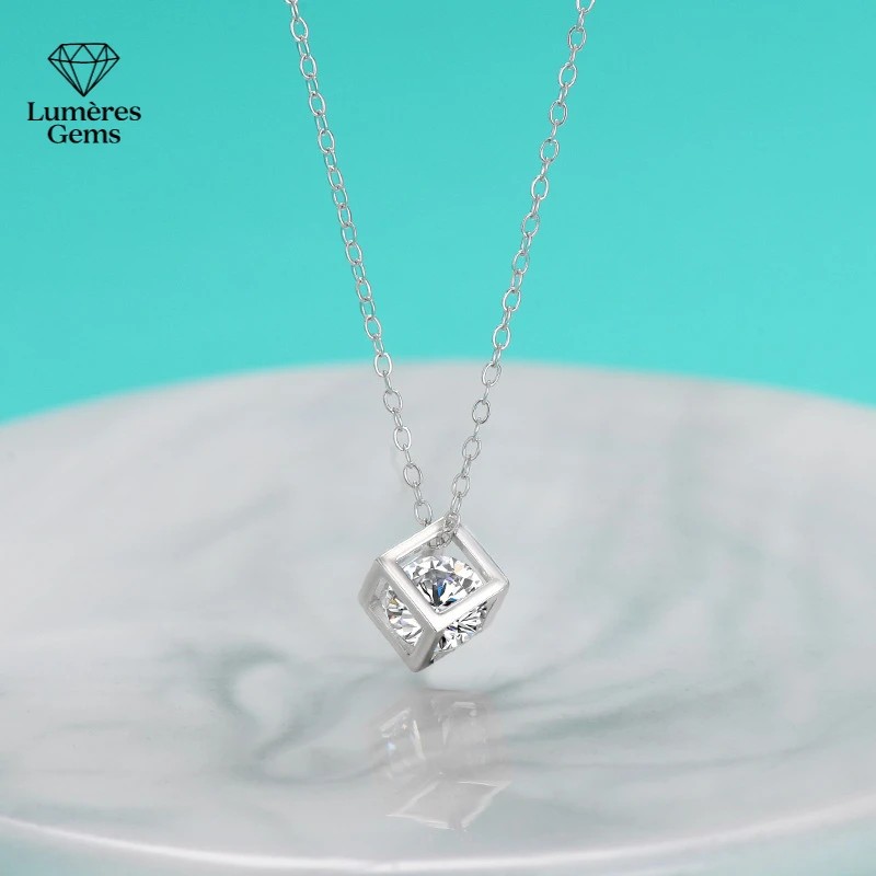 Lumire Gems Platinum PT950 Morganite Couple Geometric Square Diamond Pendant Choker with Simple Hollowed-Out Three-Dimensional