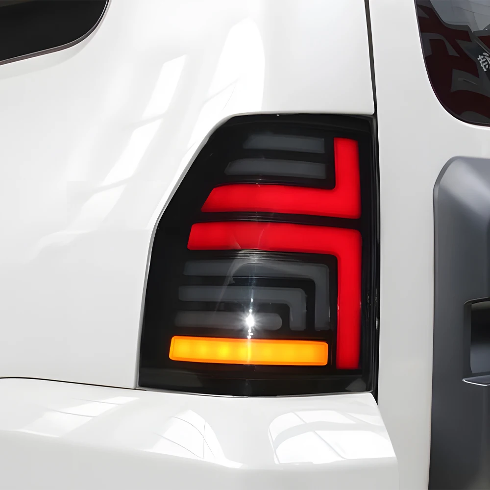 ATV&UTVFor Mitsubishi Pajero V93 V97 2006-2020 LED Car Tail Light Assembly Plug and Play Startup Effect Auto Rear Lamp Tool Acce view 4