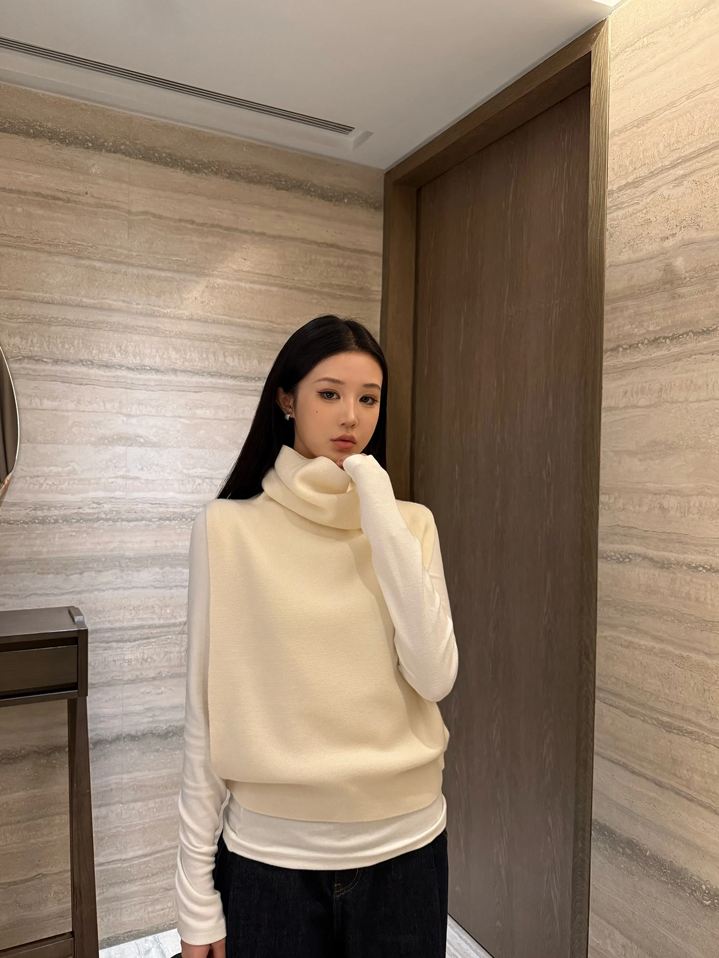 

BULENG Women's High Collar Wool Knitted Vest Svel Top Warm Faionable Autumn Winter Versatile Loose Fit Knitwear
