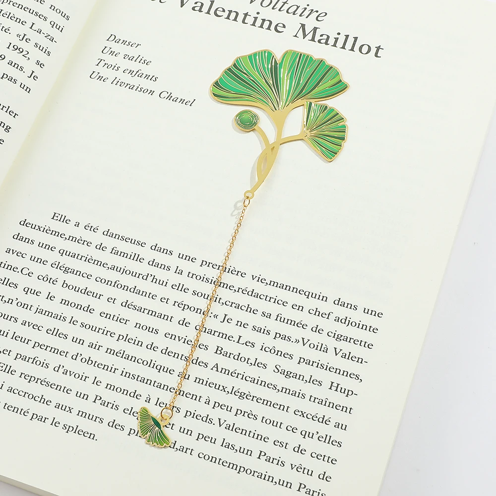 Vários flor escavado ouro afiado marcadores, requintado e simples, adequado para o escritório e estudo, e pode ser usado como presentes.