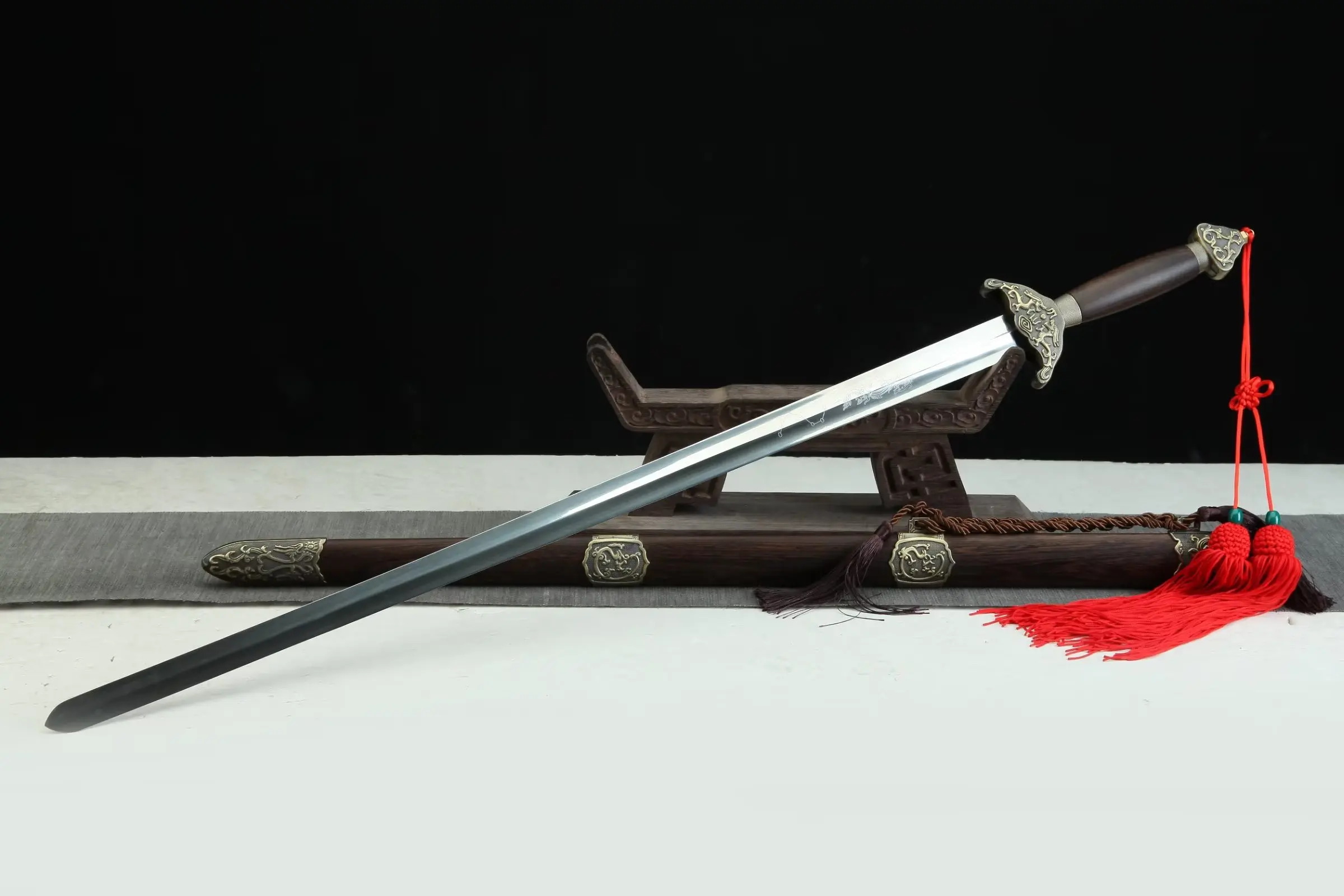 102cm Chinese Kung Fu Tai Chi Sword martial arts training performance Double Dragon Samurai Sword not sharp. Stainless steel