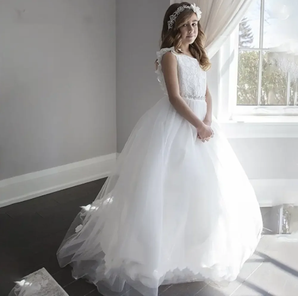 فستان المناولة الأولى مزين باللؤلؤ المطرز بدون أكمام بدون أكمام فستان فتاة الزهور لحفلات الزفاف للأطفال الصغار فستان التواصل المقدس