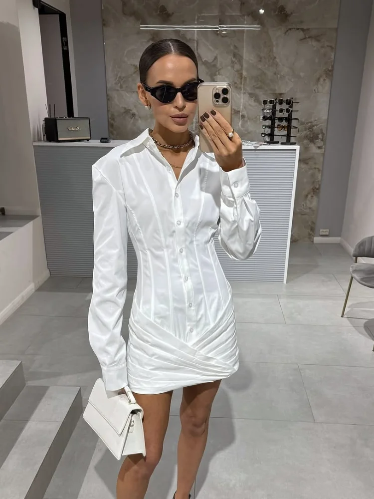 เดรสเชิ้ตผู้หญิง คอวี แขนยาว ทรงเข้ารูป กระโปรงชายไม่เท่ากัน ดีไซน์เก๋ แฟชั่นทันสมัย สำหรับผู้หญิง ปี 2025 สไตล์ลำลอง ใส่ได้ทุกวัน