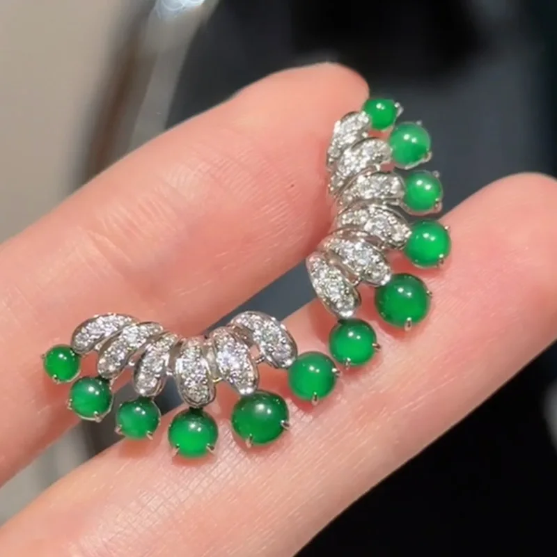 

Niche Design 925 Silver Vibrant Green Jadeite Ear Buckle Geometric Emerald Jade Bead Climber Stud Earring Geometric Fine Jewelry