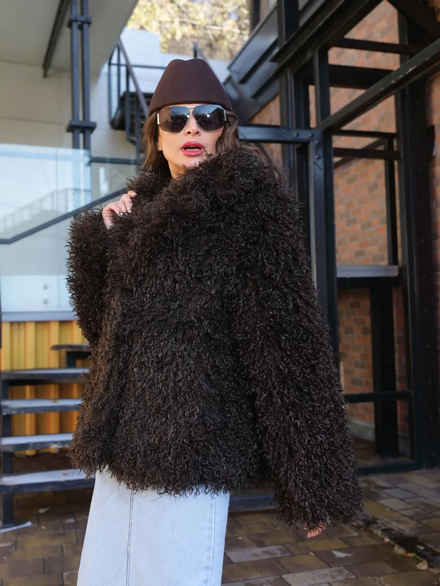 Winter Fluffy Warm Thicken Streetwear Cardigan Outerwear Plush Faux Lamb Fur Coat Jacket Women Loose Lapel Long Sleeve Overcoat