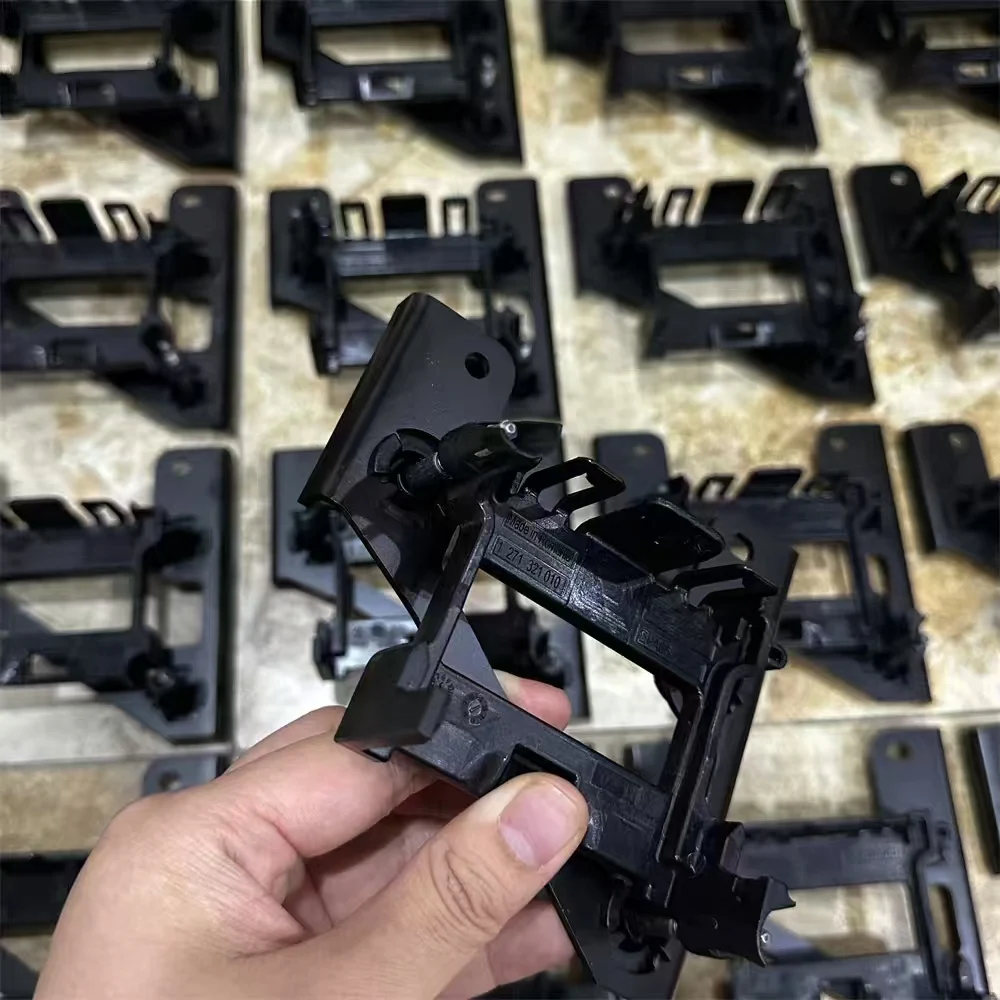 OEM 5Q0907461A 5Q0 907 461 A ACC Radar Sensor Bracket For Audi A3 S3 Golf 7 MK7 Golf R 2013-2020 Adaptive Cruise Control view 5