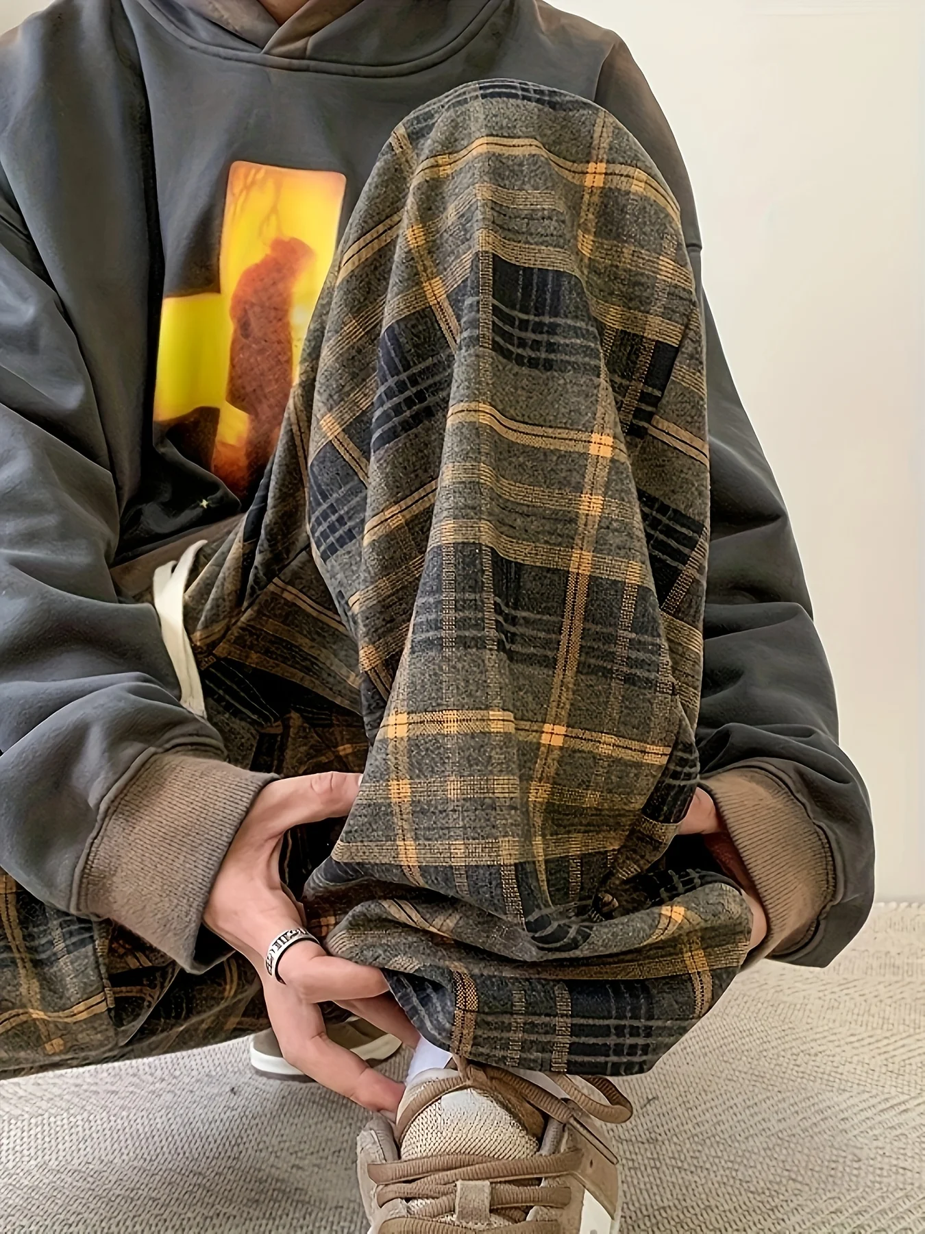 

Retro checkered wide leg pants for men and students, Korean version loose straight leg casual pants