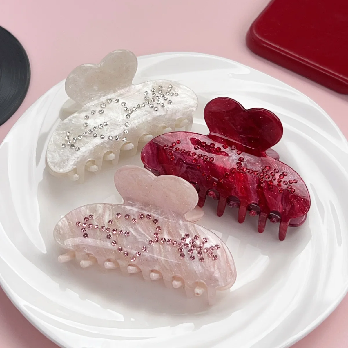 DS Sweet Valentine's Day Rhinestone Love Hair Claw Acrylic Claw Clips Romantic Heart Crab Hair Clips for Women Hair Accessories