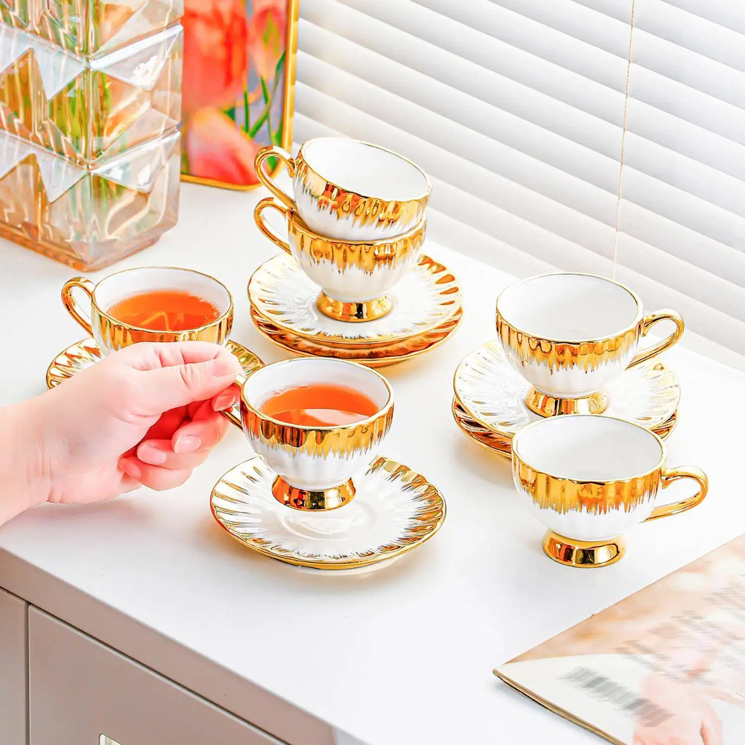 set-di-tazze-da-caffe-e-te-in-ceramica-con-bordo-dorato-elettrolitico-in-stile-europeo-con-piattino-set-da-te-pomeridiano-tazze-in-ceramica-con-piattino