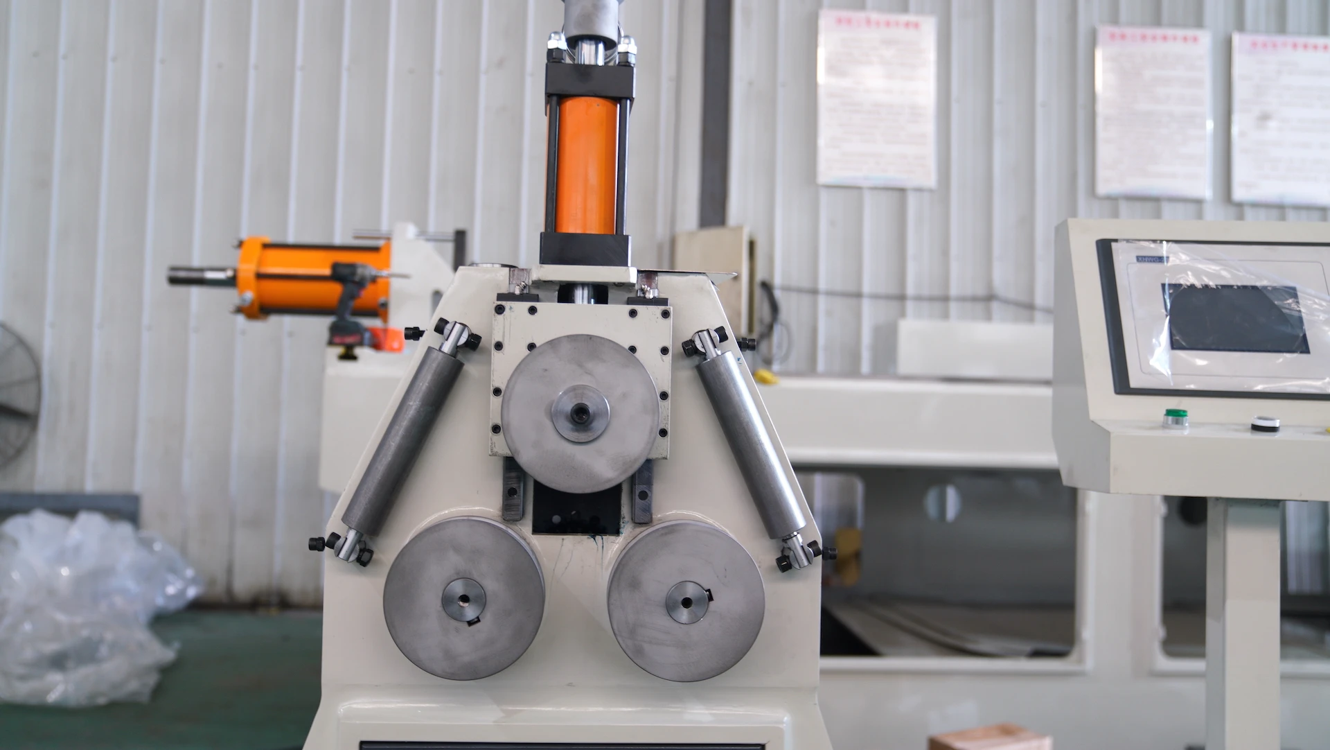 Pijpbuis Rollende buigmachine 3-7 Rolprofiel Ronde ringrol Kasveer Grote enorme straal