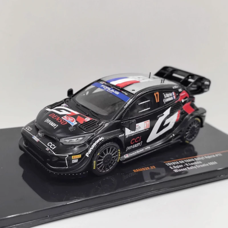 IXO Diecast Escala 1:43 GR YARIS # 17 2024 liga simulação modelo de corrida coleção decoração menino presente brinquedo exibição estática