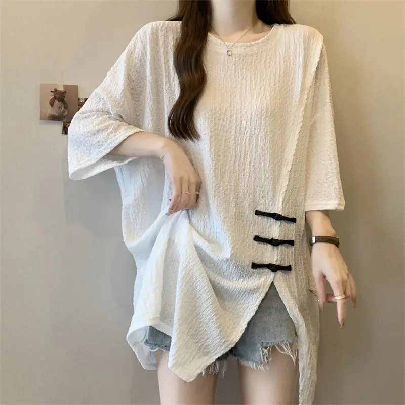 

Fashion O-Neck Asymmetrical Button Slit Casual Blouses Female Clothing 2024 Summer New Loose Solid Color Tops All-match Shirts