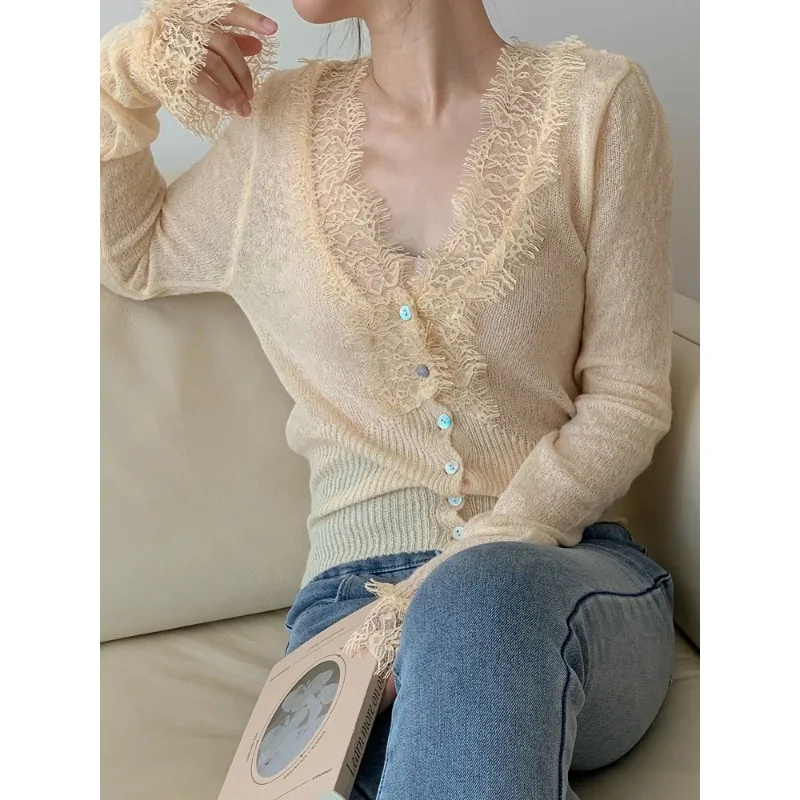 New 2025 Korean Fashion Chic Vintage Sweater Lace Women Autumn Winter Knitted V-Neck Cardigans Elegant Tops SWC3563JX