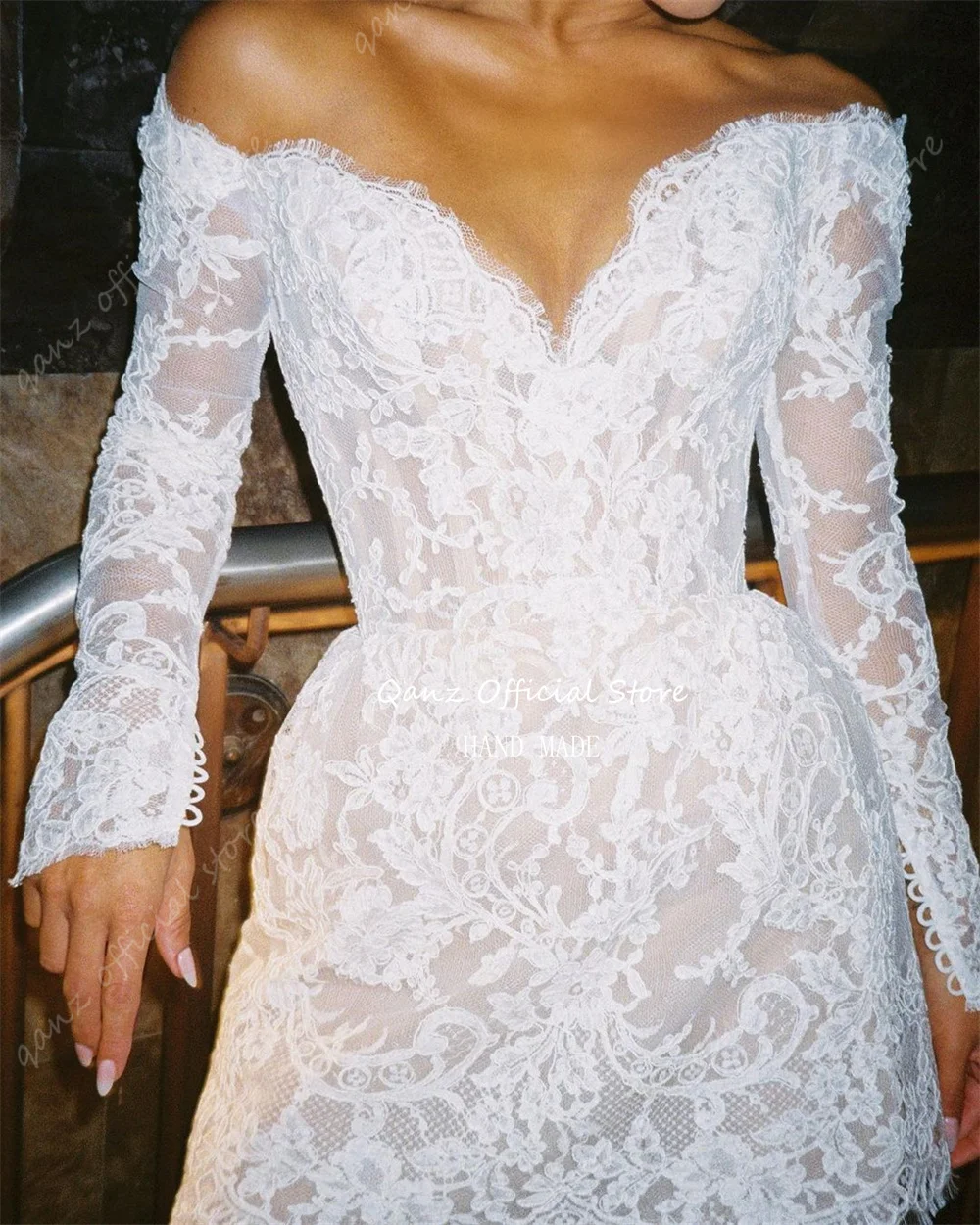 Qanz Chic Lace Sweetheart Wedding Dresses Long Sleeves Mermaid Short Bride Dress Backless Above Kneen Length Vestido De Noiva