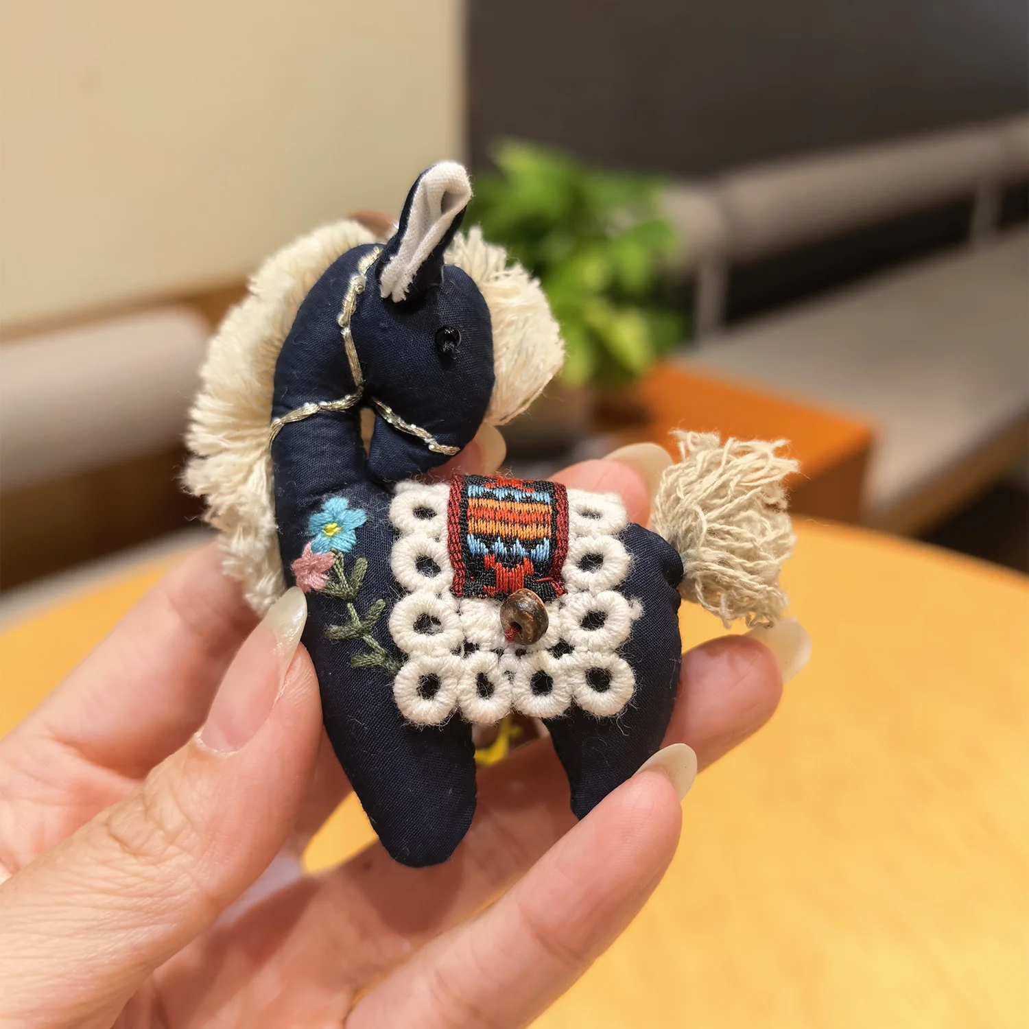 Thumbnail 4 - #24 Best Brooches & Lapel Pins to Buy In 2026