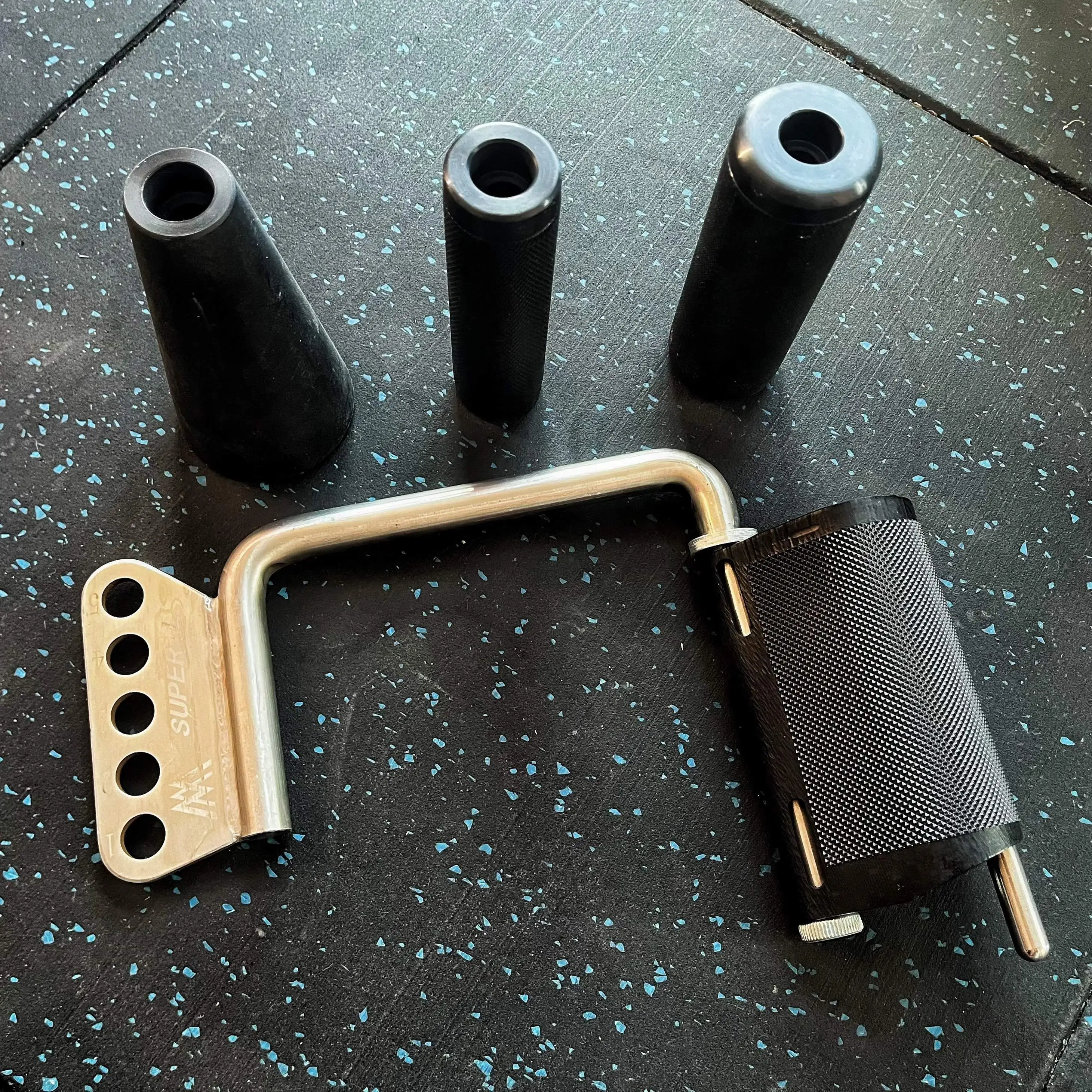 Monster Arm Single Side Handle Eccentric Finger Strength Training Wrist Strength Training Arm Muscle Building Hand Gripper