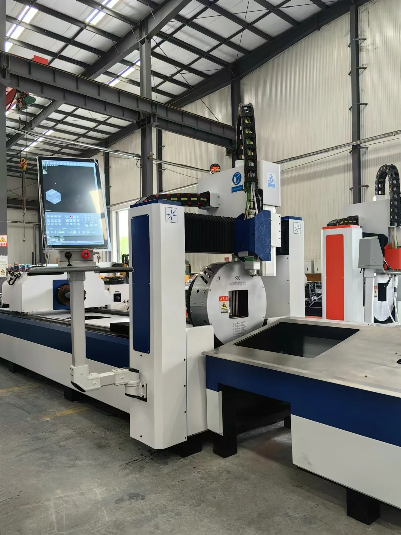 Best Fiber  Tube Cutting Machine Industrial High Speed Small Tube Automatic Feeding Auto Feeding Pipe Cutting Machine