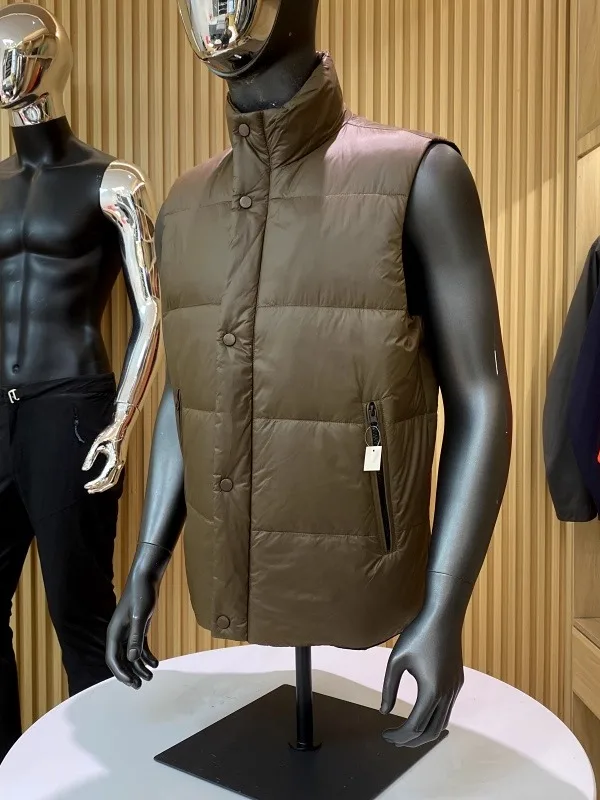 

Recommended Value! Men's Thiened Stand Collar down Vest Autumn Winter Lightweight Multi Layered Wear Nylon Fabric Warmth