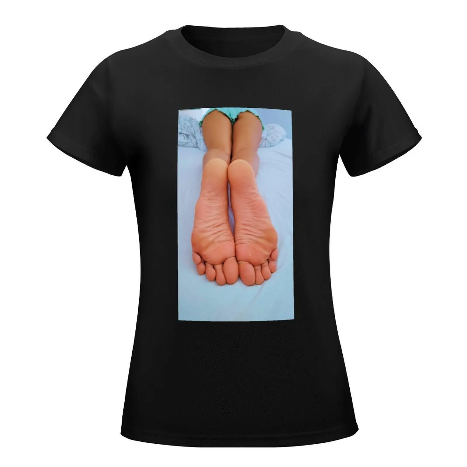 Sexy Feet Wrinkled Pink Soles T-Shirt plus size tops tops Women clothing