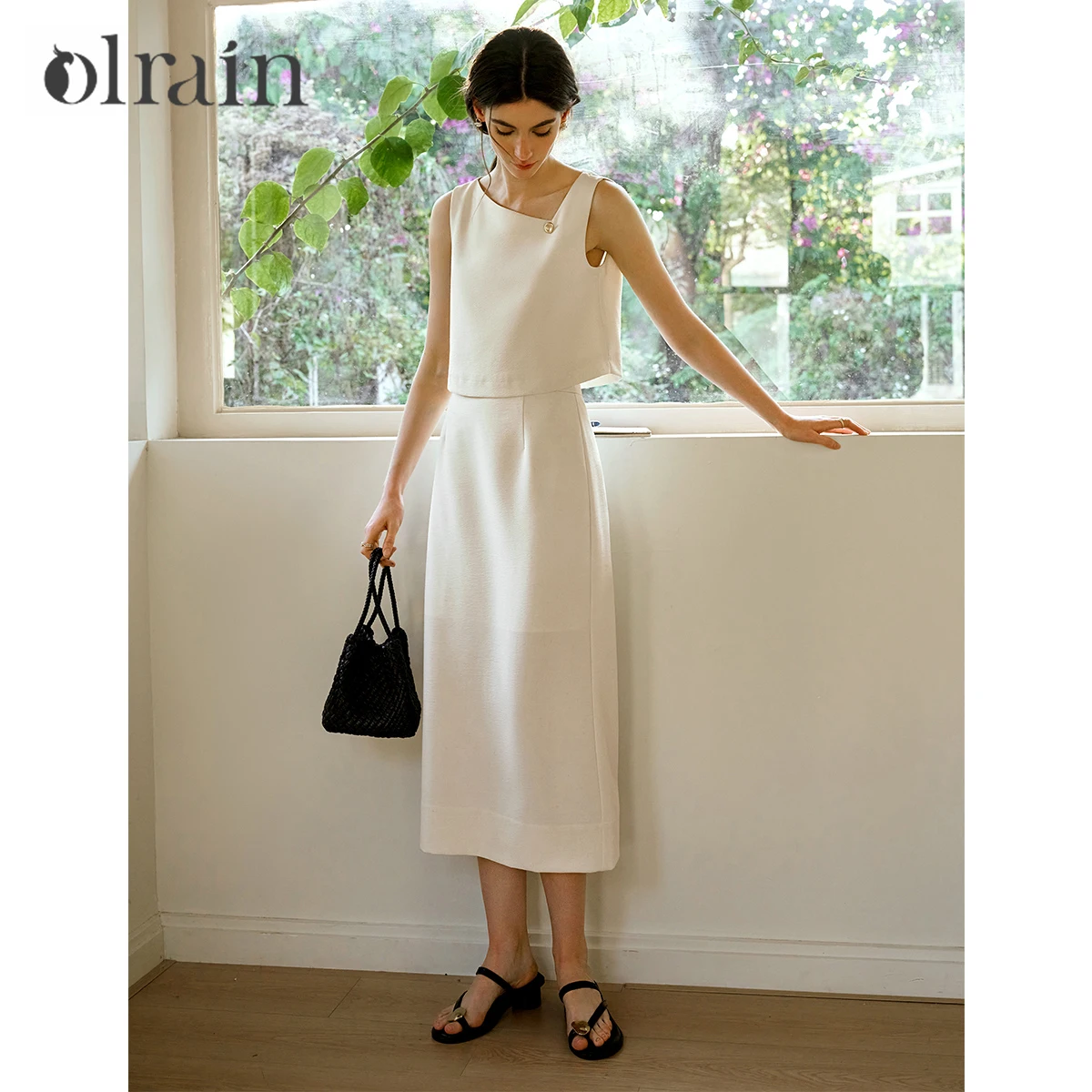 

OLrain Summer 2025 Woman Linen Outfit Elegant Lady 2 Piece Skirt Sets Sleeveless Crop Top Midi Skirt Female Clothing O57XE96302
