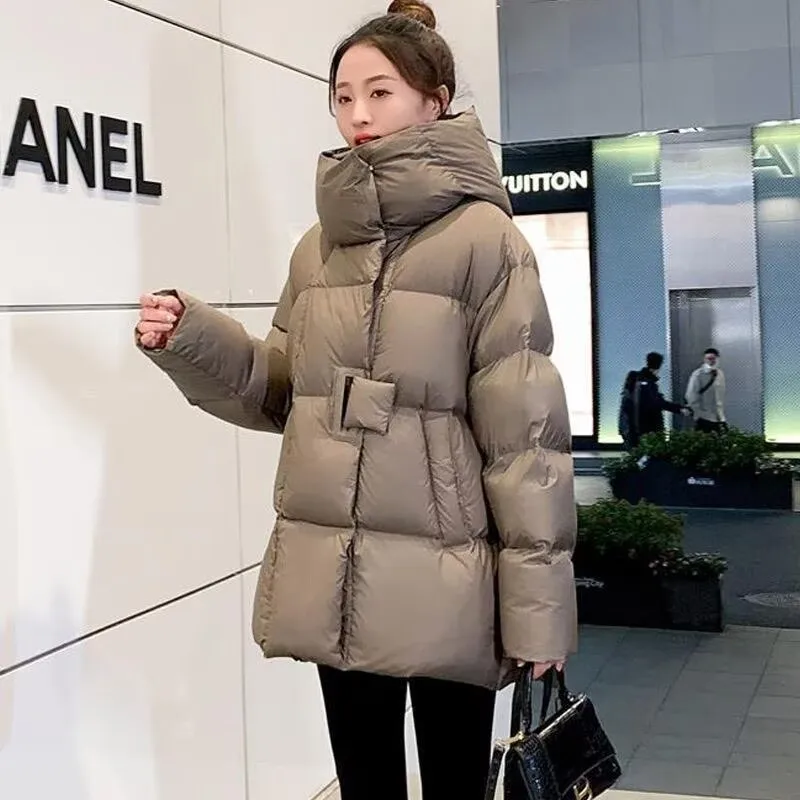 

New Thick Puffer Jacket Female Button Design Loose Parkas Winter Coats Women 90% White Duck Down Coat for Women Elegant Hooded C