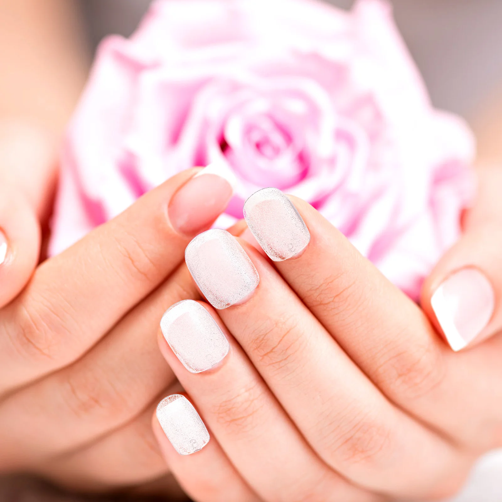 24 pièces presse sur ongles paillettes Design faux ongles faux ongles conseils pour les femmes fête de mariage maison manucure fournitures faux ongles