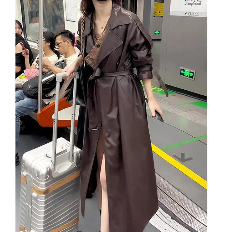 Retro Leather Jacket Women's 2025 Autumn New Design Sense Fashionable Versatile Lapel Trench Coat Long Coat