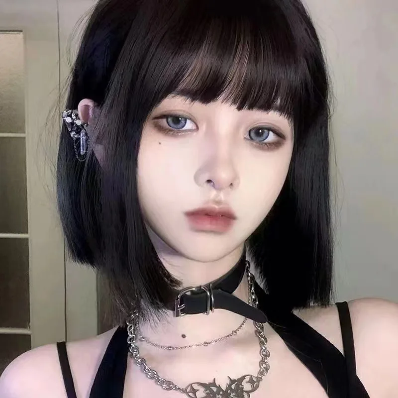 باروكة بوب نسائية حلوة ولطيفة وشعر قصير منفوش وقصير أنيق من بوبو بني متعدد الألوان