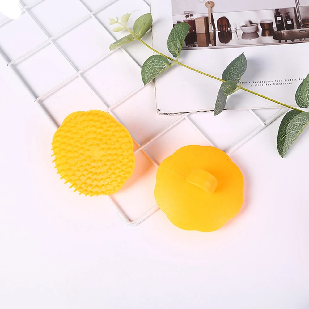 Soft Plastic Head Massage Cleaning Brush For Washing Hair Portable Bath Massage Comb Shampoo Brush Bath Accessories Random Color