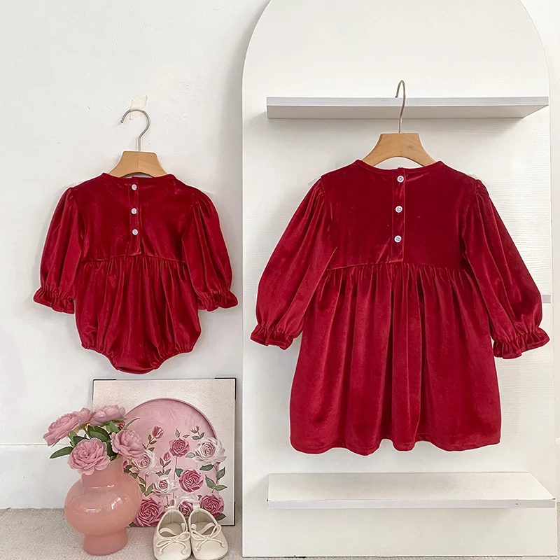 2026 Baby Mädchen Roter Samt-Strampler Langarm Weißer Spitzen-Rüschen-Body Neugeborenen Prinzessin Party Weihnachtsoutfit 0-24M – Detail 16