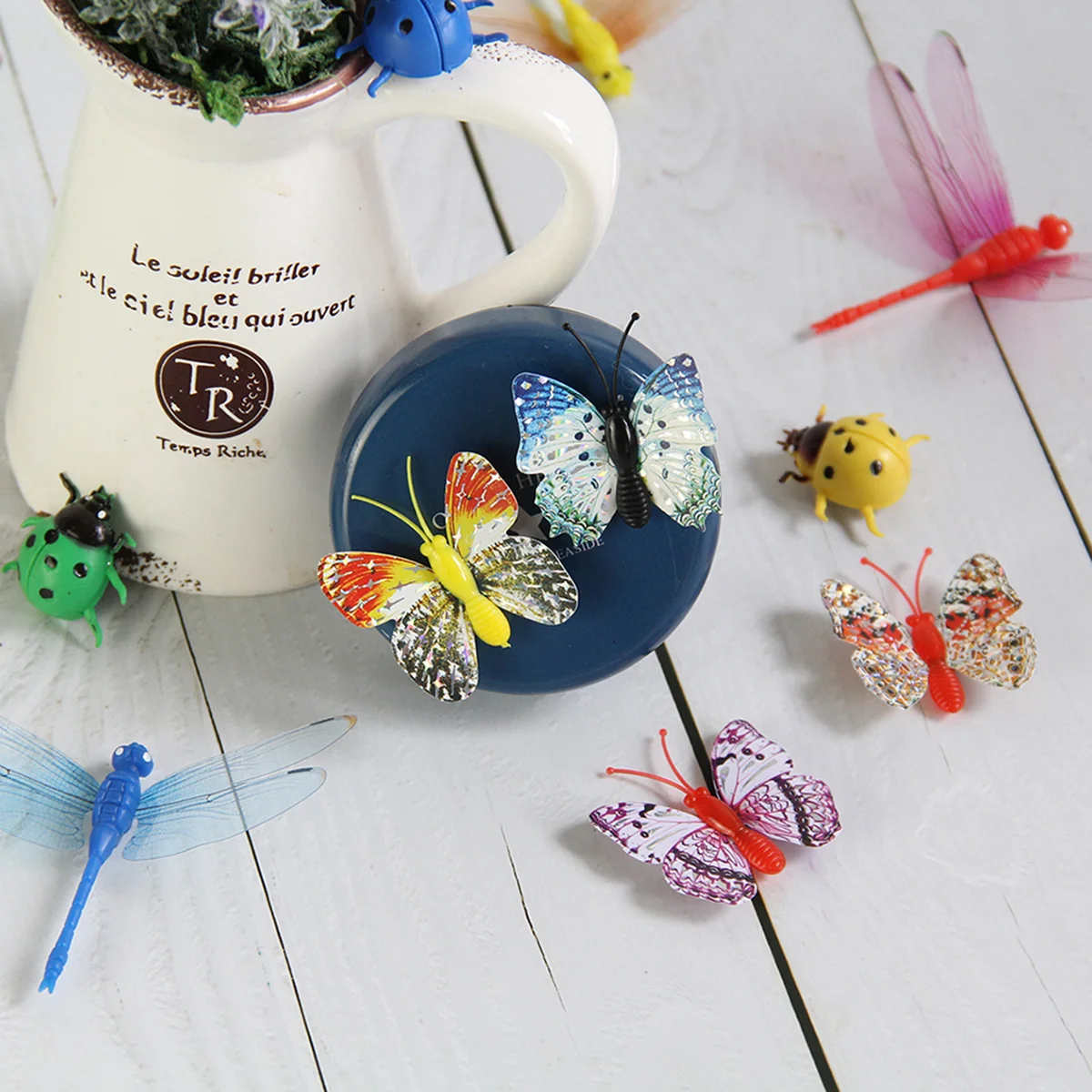 

12pcs Insect Fridge Magnets PVC Refrigerator Magnetic Stickers for Office Home Decoration Butterfly Dragonfly Ladybird