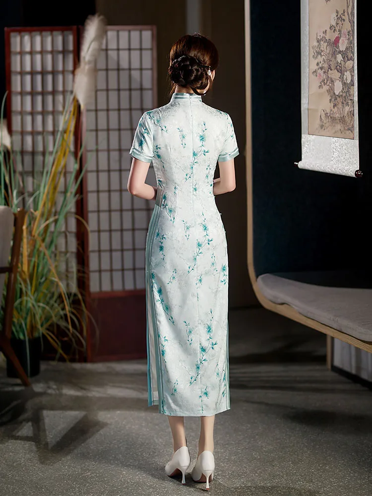 Elegant Summer Long Silk Green Modern Cheongsam Catwalk Show Banquet Elegant Retro Qipao Chinese Style Evening Dress for Women