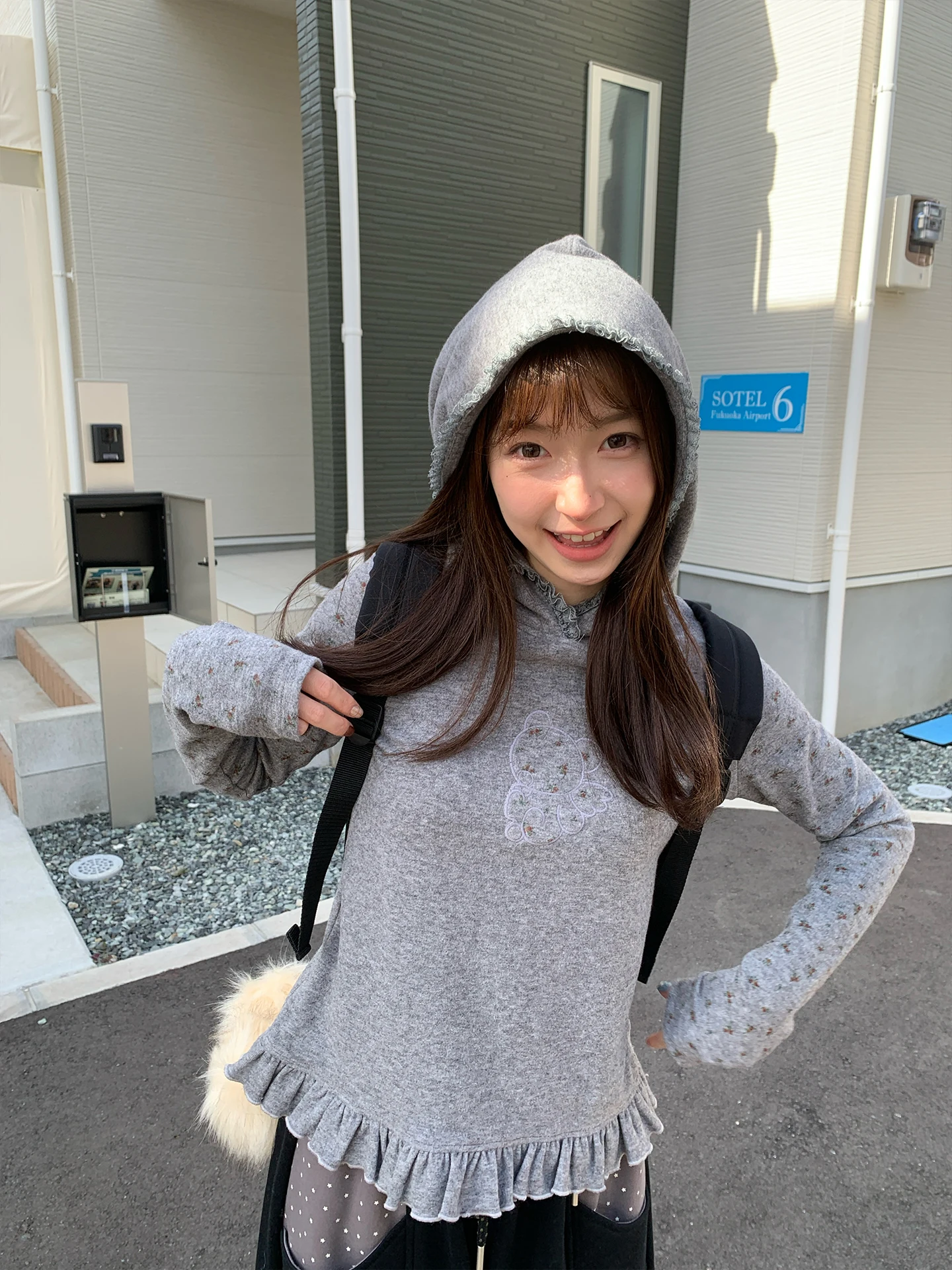 

Вязаный свитер Holid Map "Milk Fog Sweet Bear" с капюшоном, мягкий, пушистый, бархатный, с кружевной отделкой и пэчворком, для женщин, осень-зима