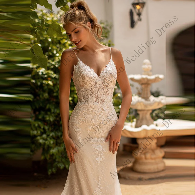 Squisiti abiti da sposa con cerniera in pizzo a sirena con scollo a V senza maniche con spalline aperte sul retro Robe De Mariee vestidos de novia